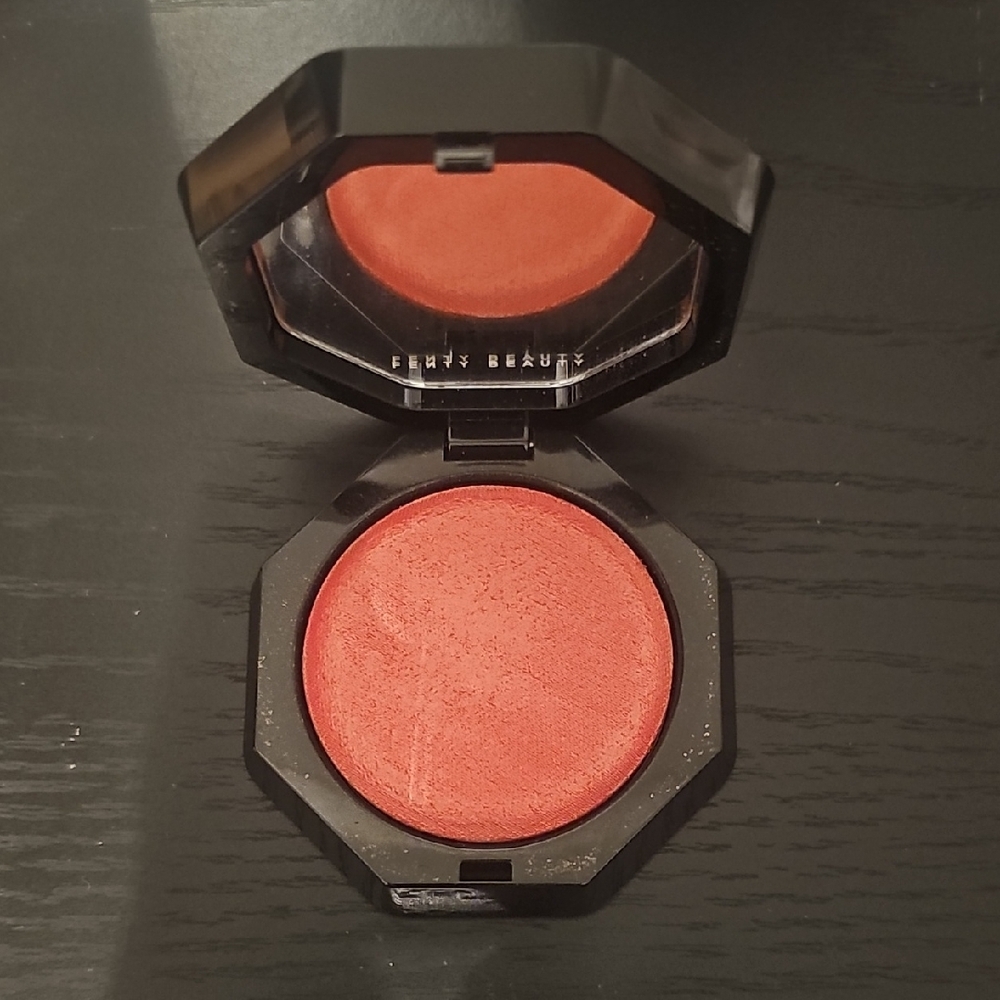 SOLD- Fenty Beauty Red Blush